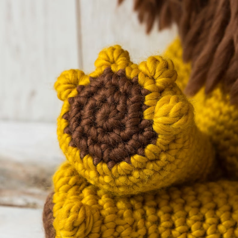 Lion Crochet Kit. Amigurumi Giant Chunky crochet Kit. Merino Yarn. Easy crochet pattern by Wool Couture