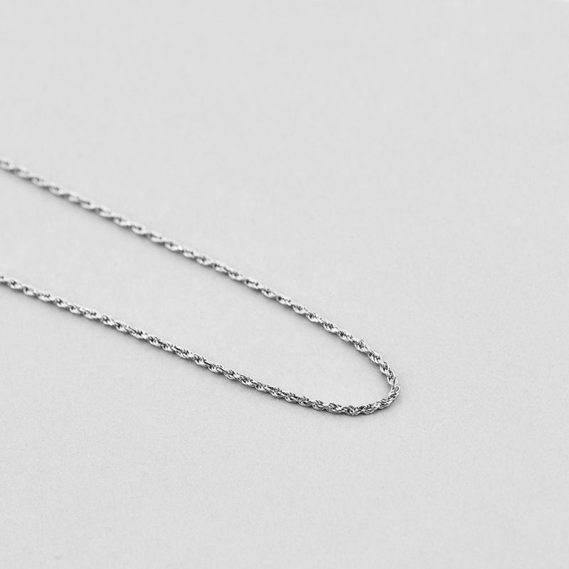 Intertwining Chain