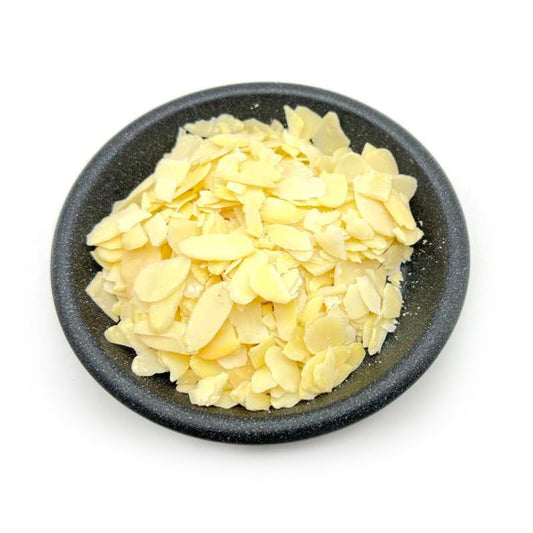 Almond flakes