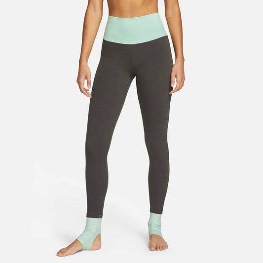 Жіночі легінси Yoga Dri-FIT Luxe 78 з високою посадкою (Nike)